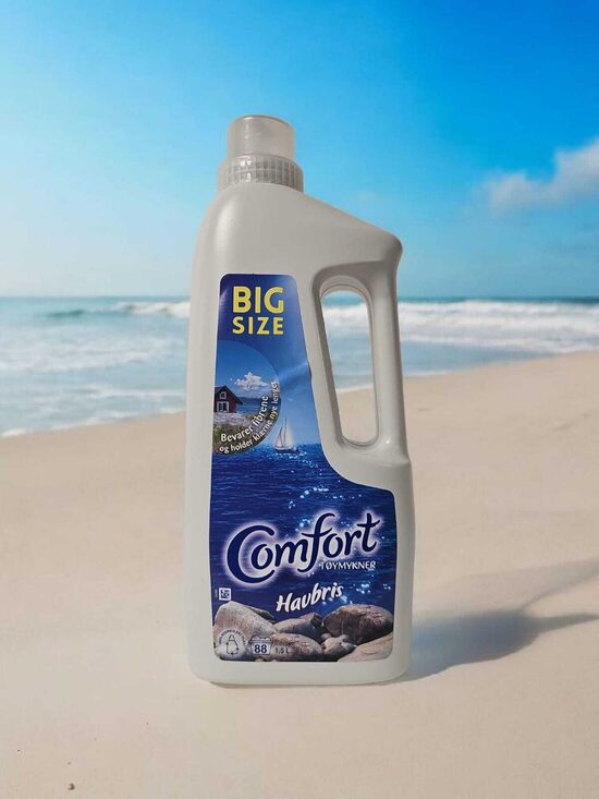 Comfort Veļas mīkstinātājs ar jūras svaiguma un tīrības aromātu